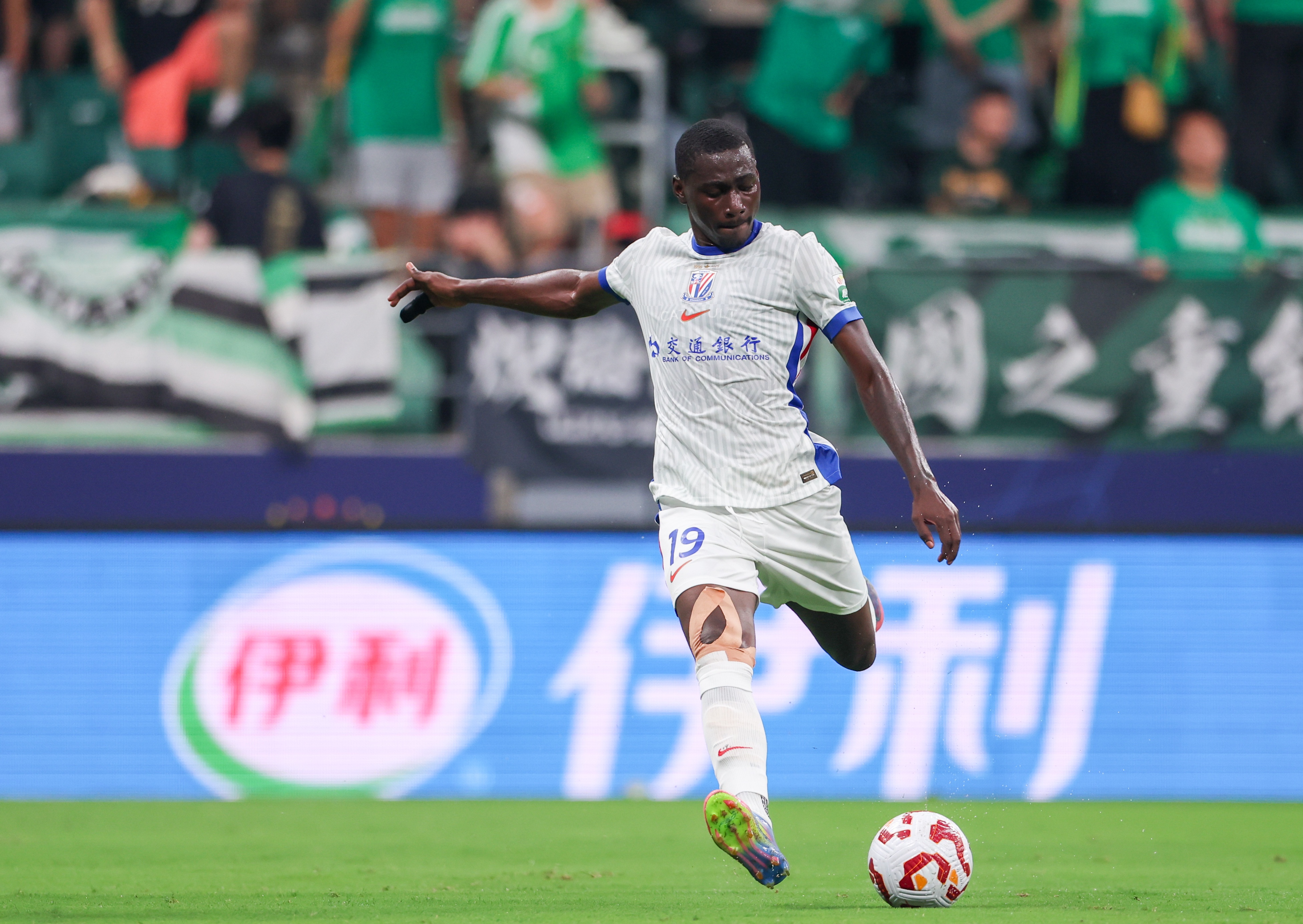 开云官网-阿苏埃：中国很大，每次到客场参加比赛都像是一次长途旅行